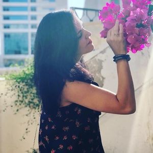 Meet your Posher, Lama